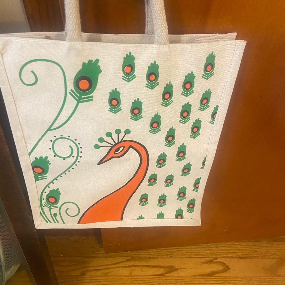 NWOT🔥Peacock Linen Blend  Design Shopping Tote Bag